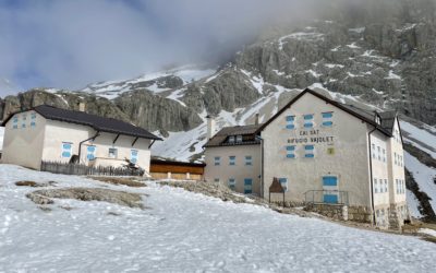 Sneeuwschoenwandelen en skiën in Val di Fassa | restaurant tips en ervaring